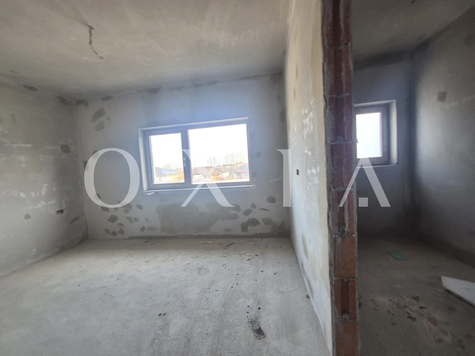 Mosnita Noua, 1/2 Duplex Despartit Prin Camera Tehnica