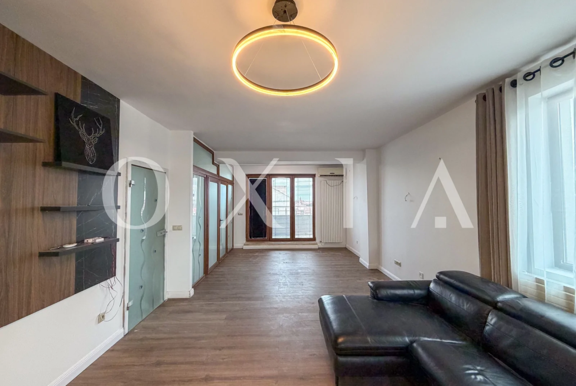 Penthouse pe doua niveluri cu terasa 125 mp, Complex
