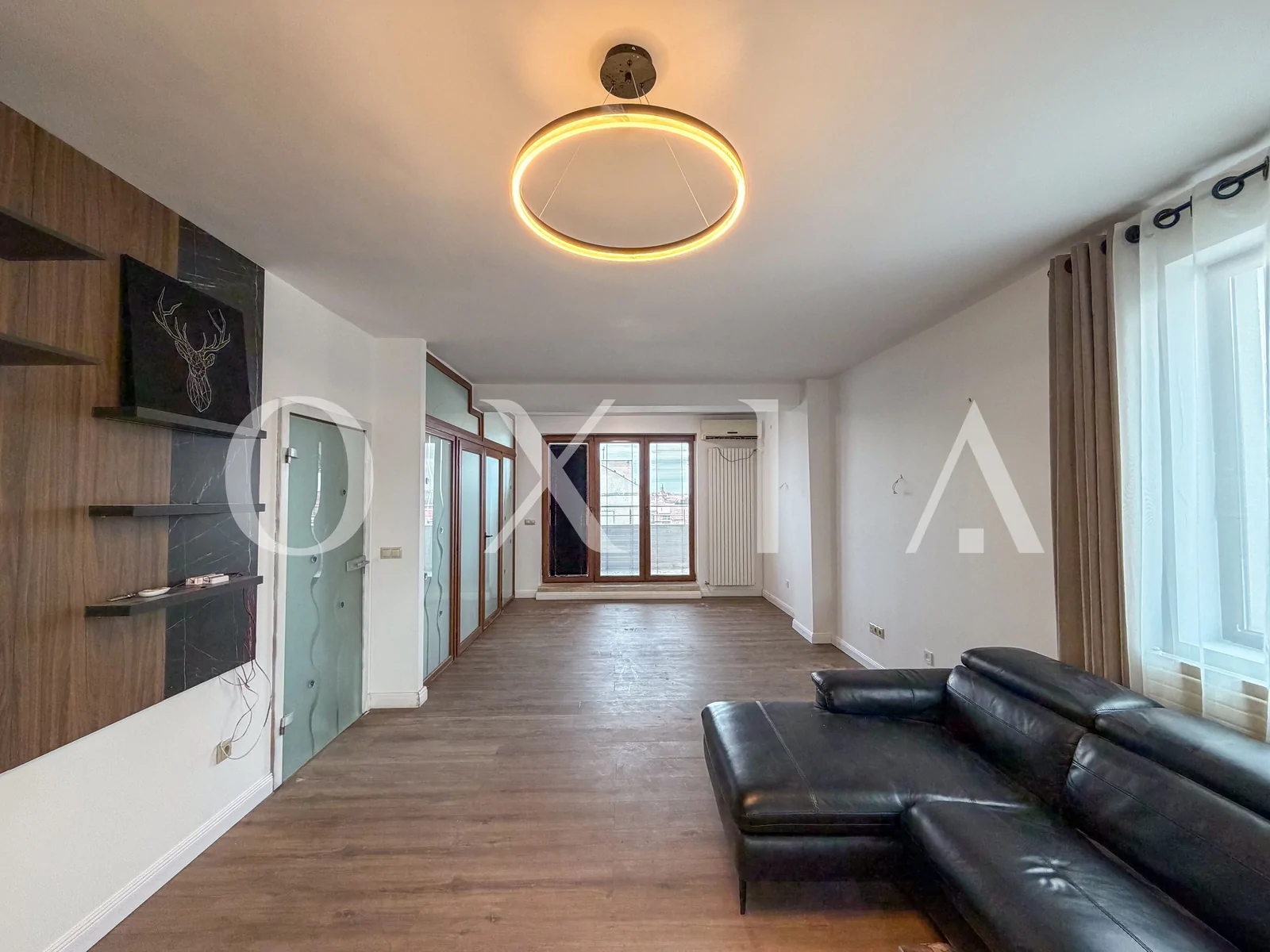 Penthouse pe doua niveluri cu terasa 125 mp, Complex