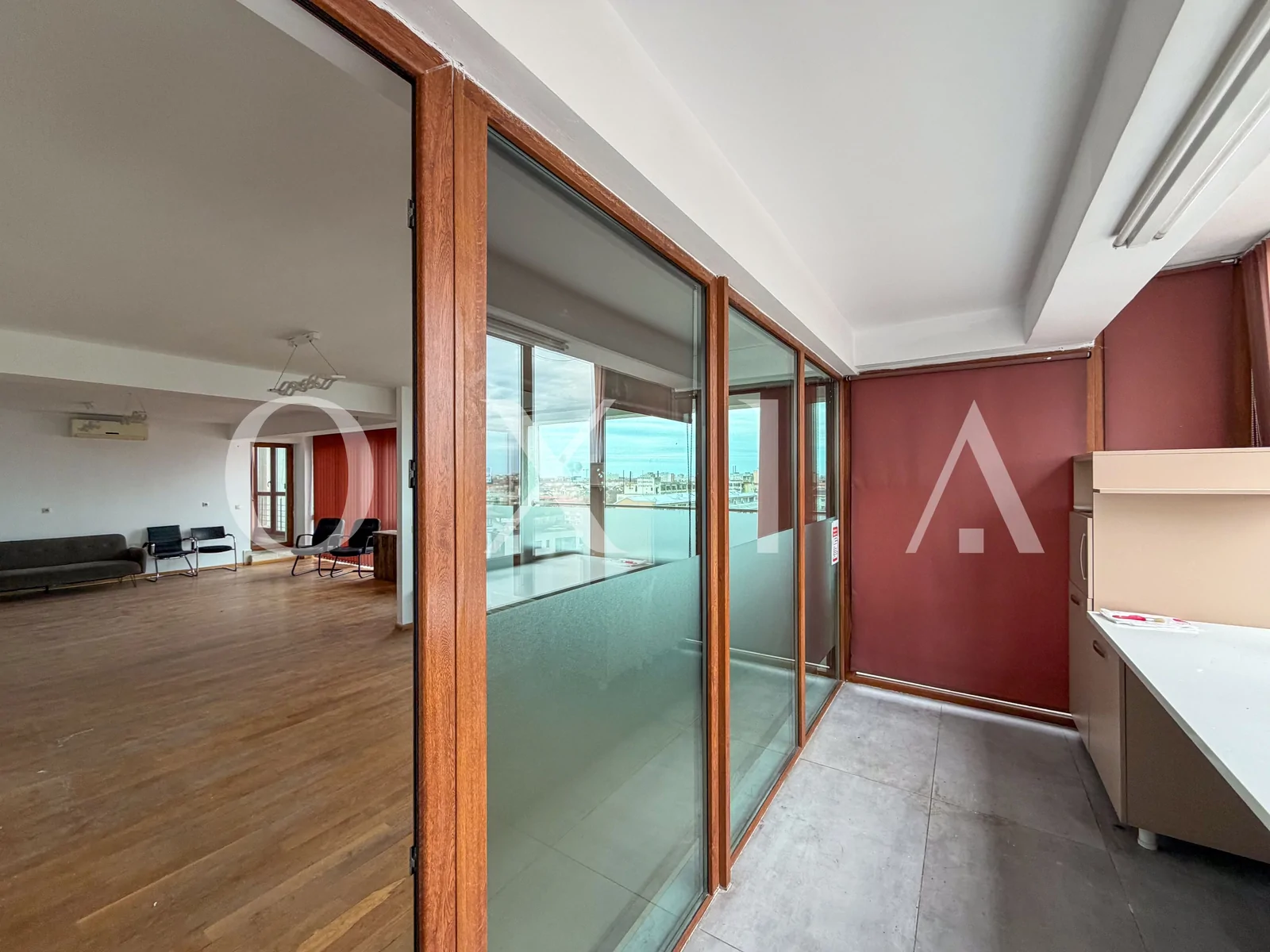 Penthouse pe doua niveluri cu terasa 125 mp, Complex