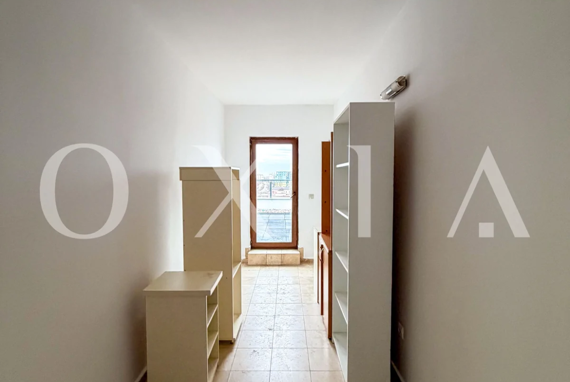 Penthouse pe doua niveluri cu terasa 125 mp, Complex