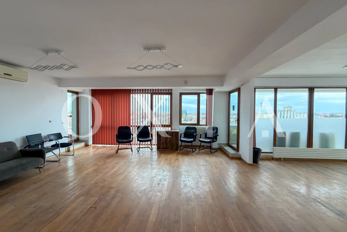 Penthouse pe doua niveluri cu terasa 125 mp, Complex