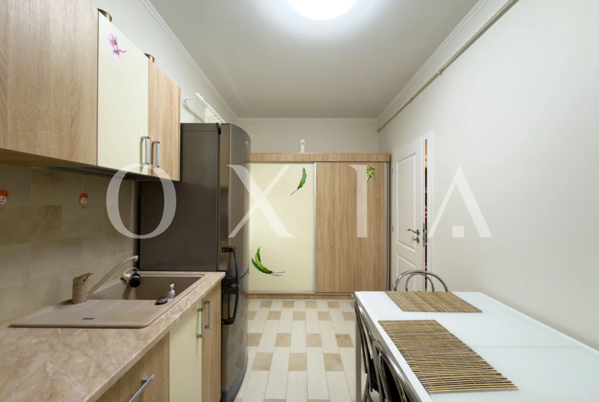 Prima Inchiriere, Mobilat si Utilat, Dou Parcari