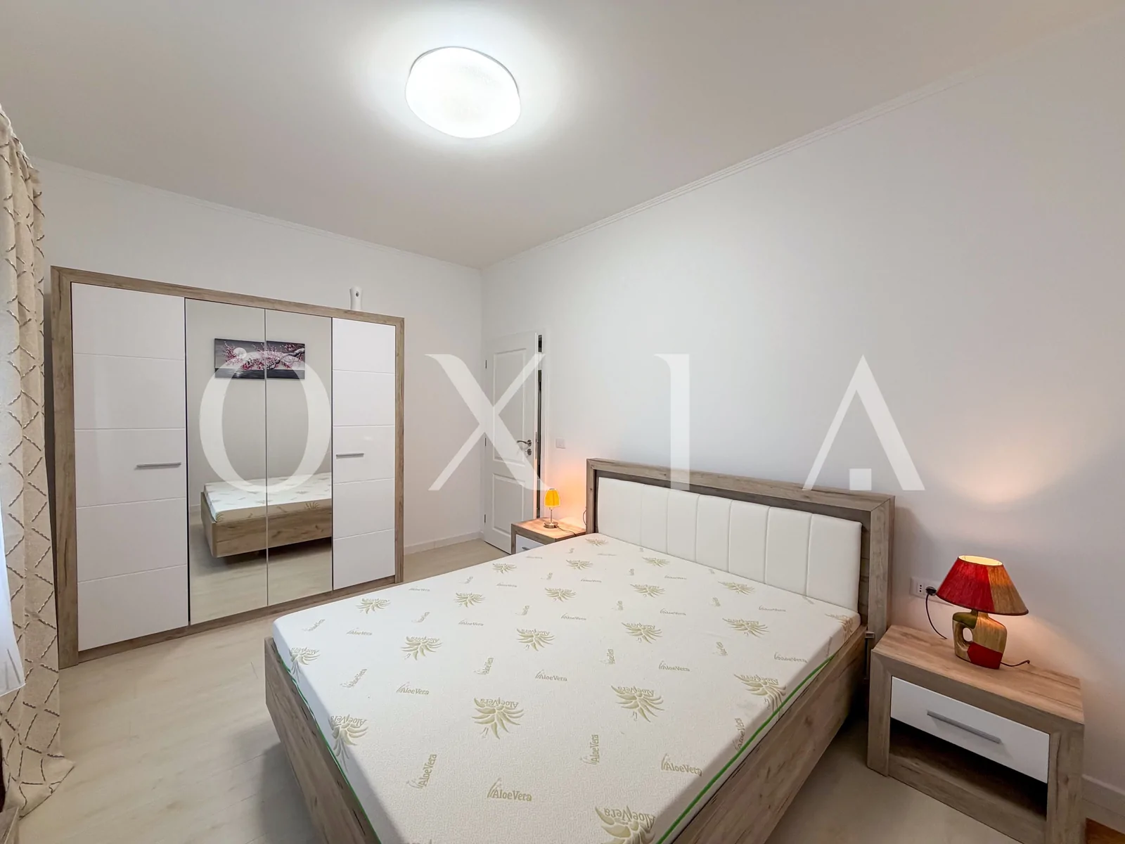Prima Inchiriere, Mobilat si Utilat, Dou Parcari