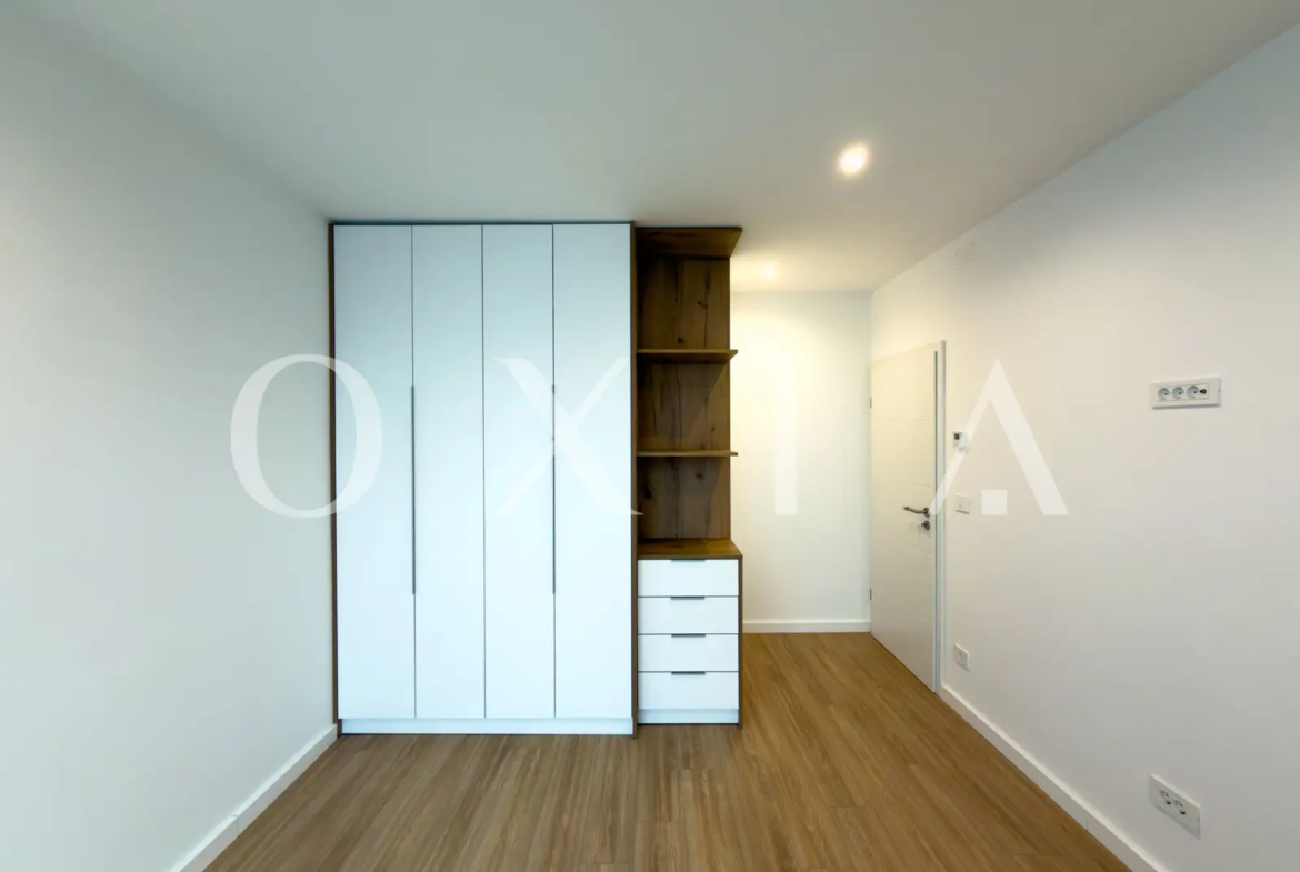 Proprietate Exclusivista, Girocului