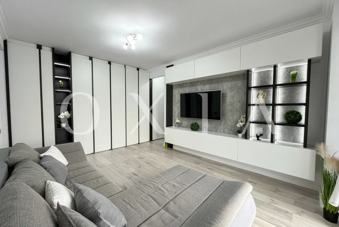 – Braytim, Etaj Intermediar, Loc Parcare