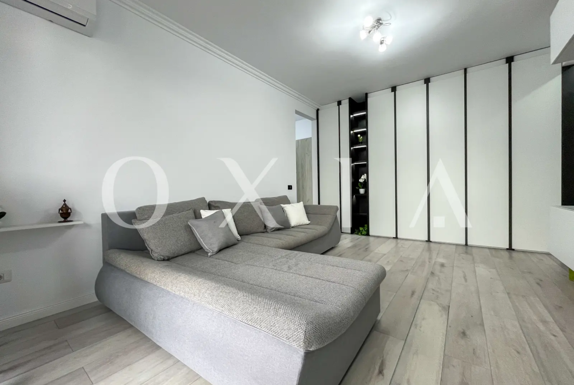 – Braytim, Etaj Intermediar, Loc Parcare
