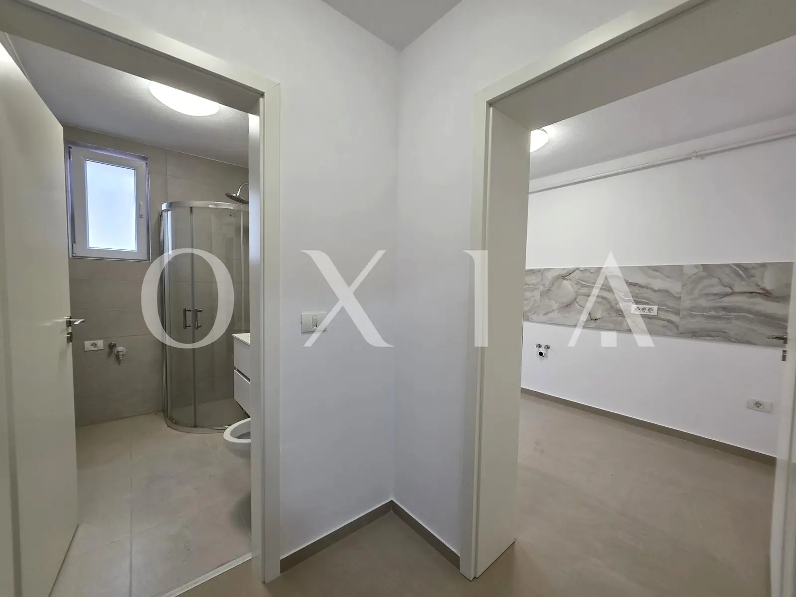 Giroc, Central, Apartament cu o camera, Bucatarie inchisa