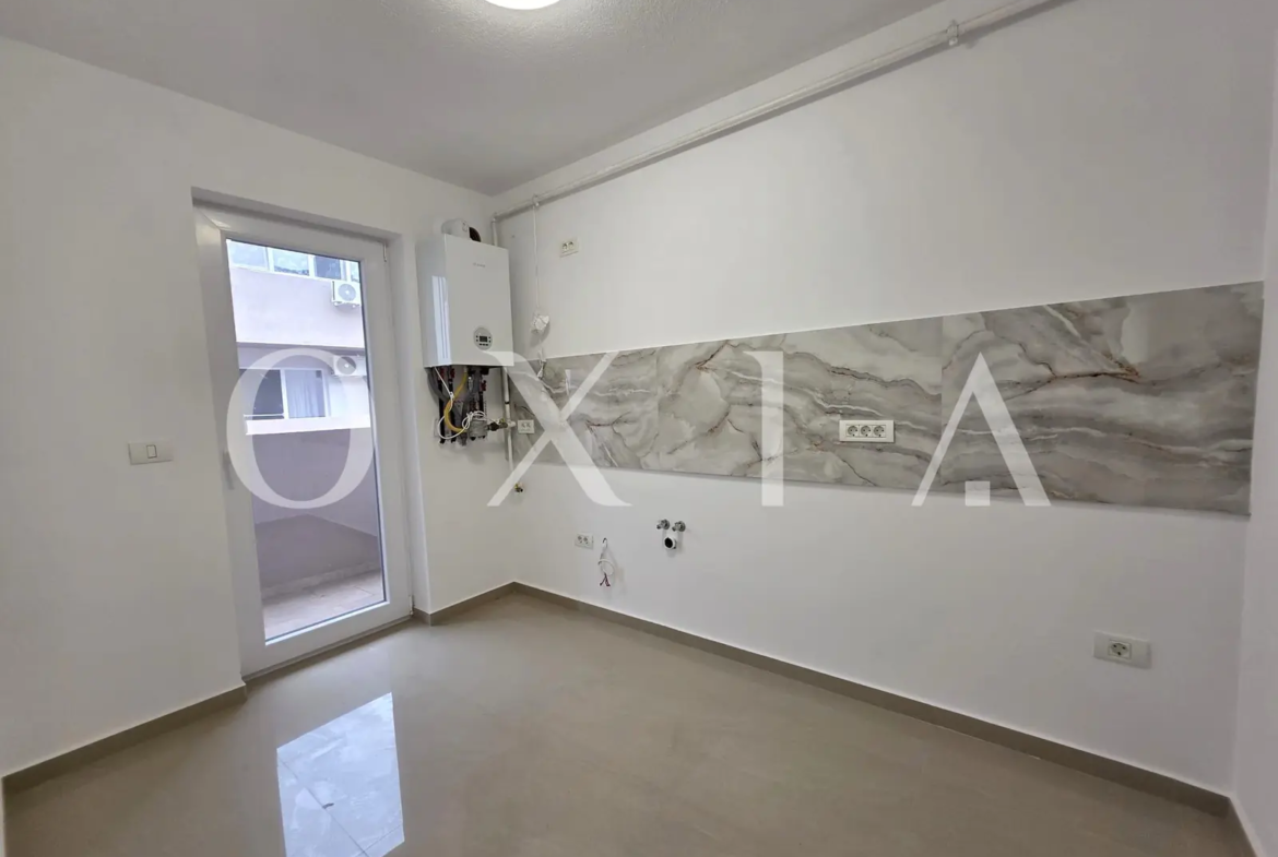 Giroc, Central, Apartament cu o camera, Bucatarie inchisa