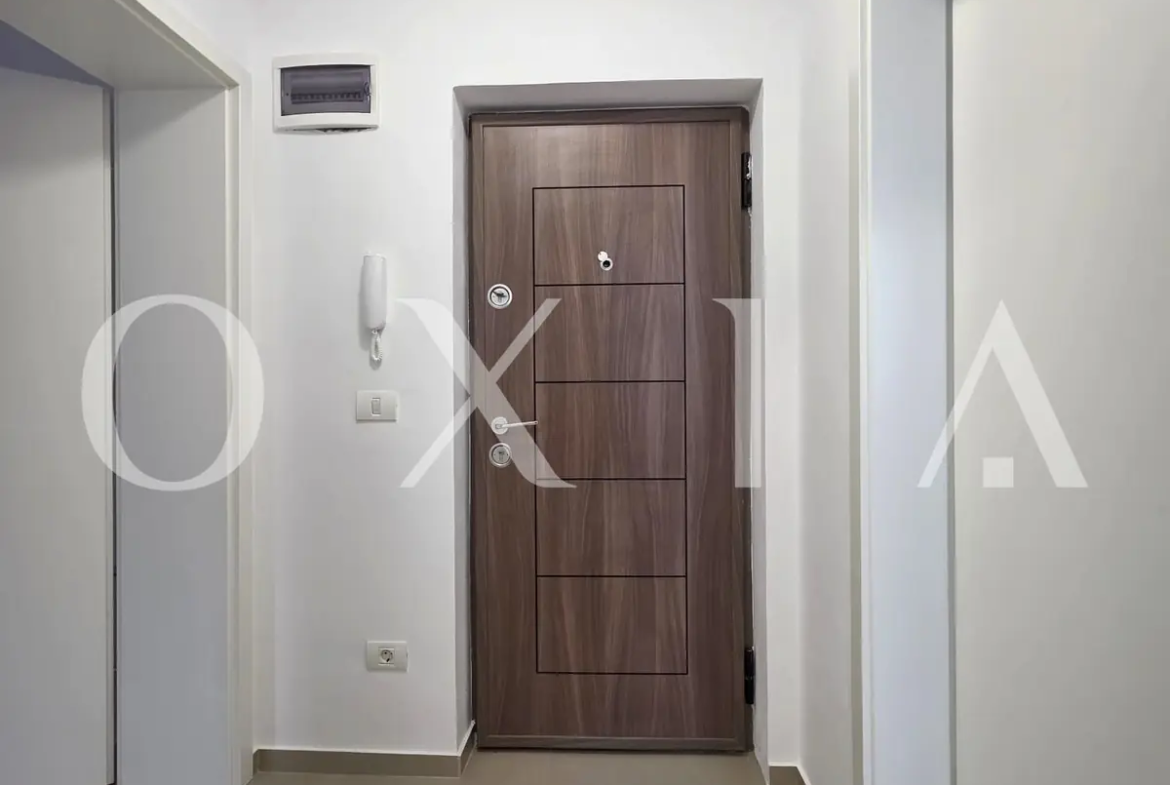 Giroc, Central, Apartament cu o camera, Bucatarie inchisa