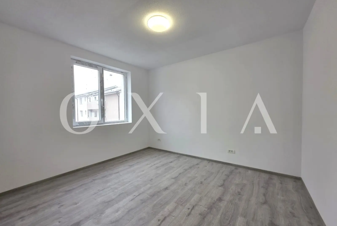 Giroc, Central, Apartamente cu trei camere