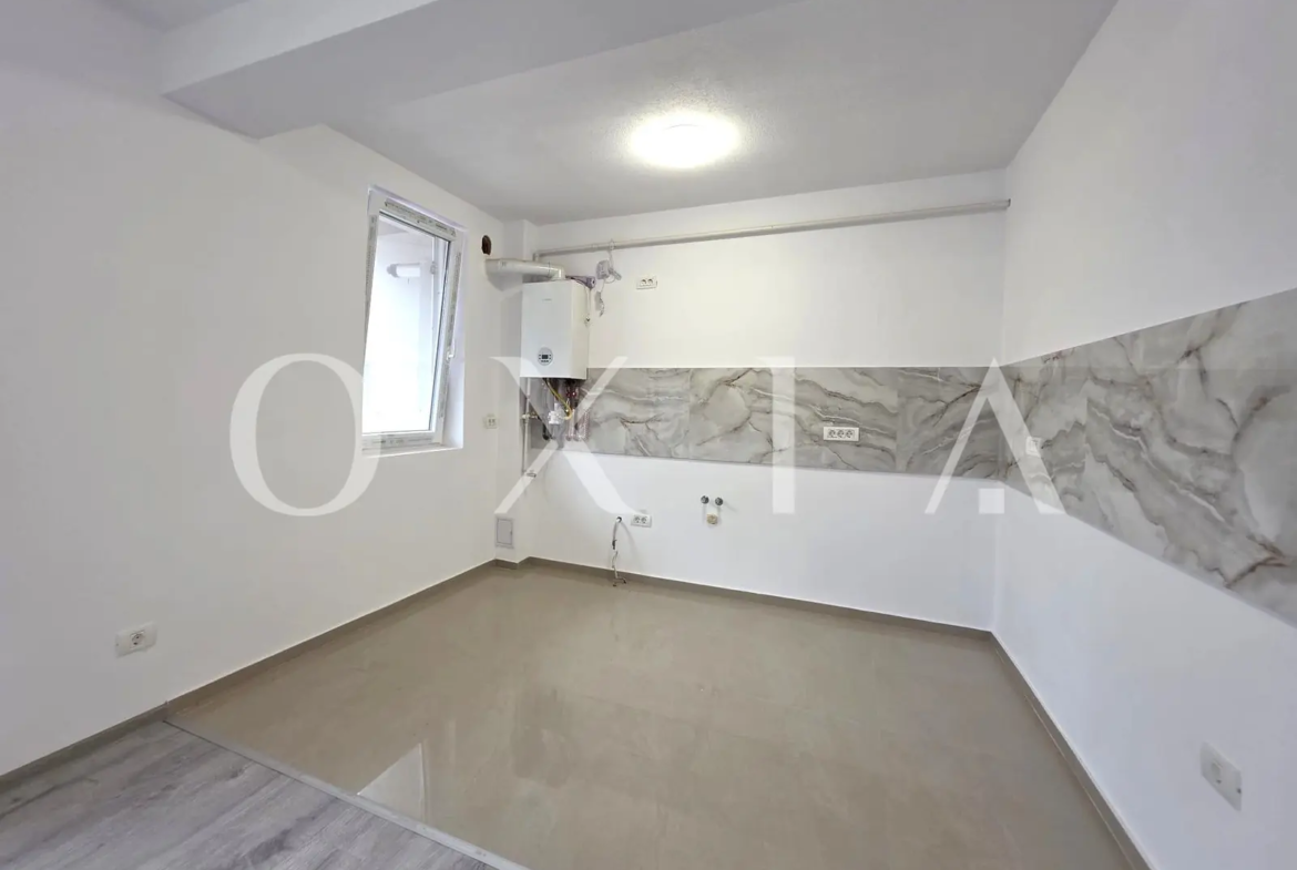 Giroc, Central, Apartamente cu trei camere