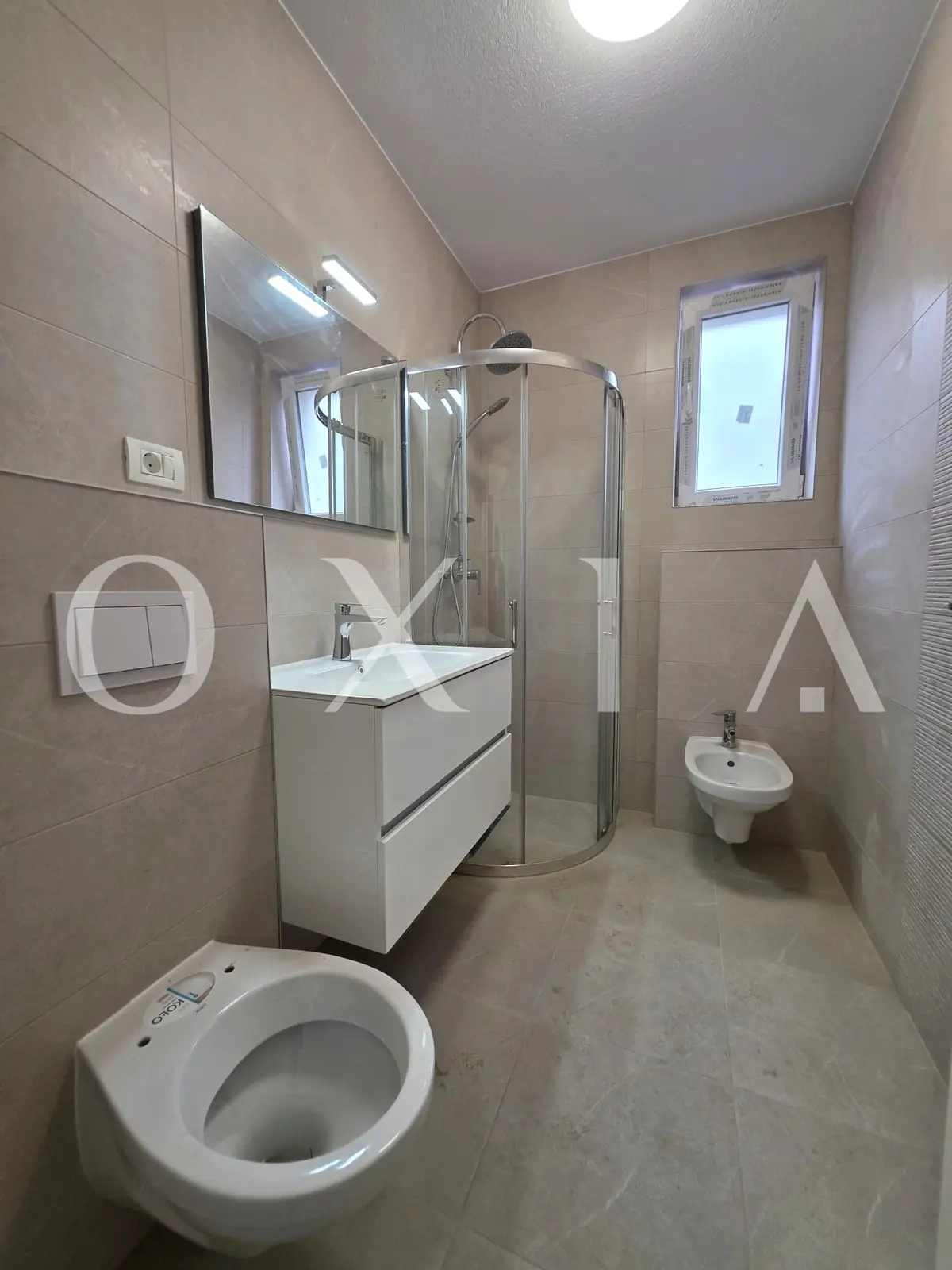 Giroc, Central, Apartamente cu trei camere