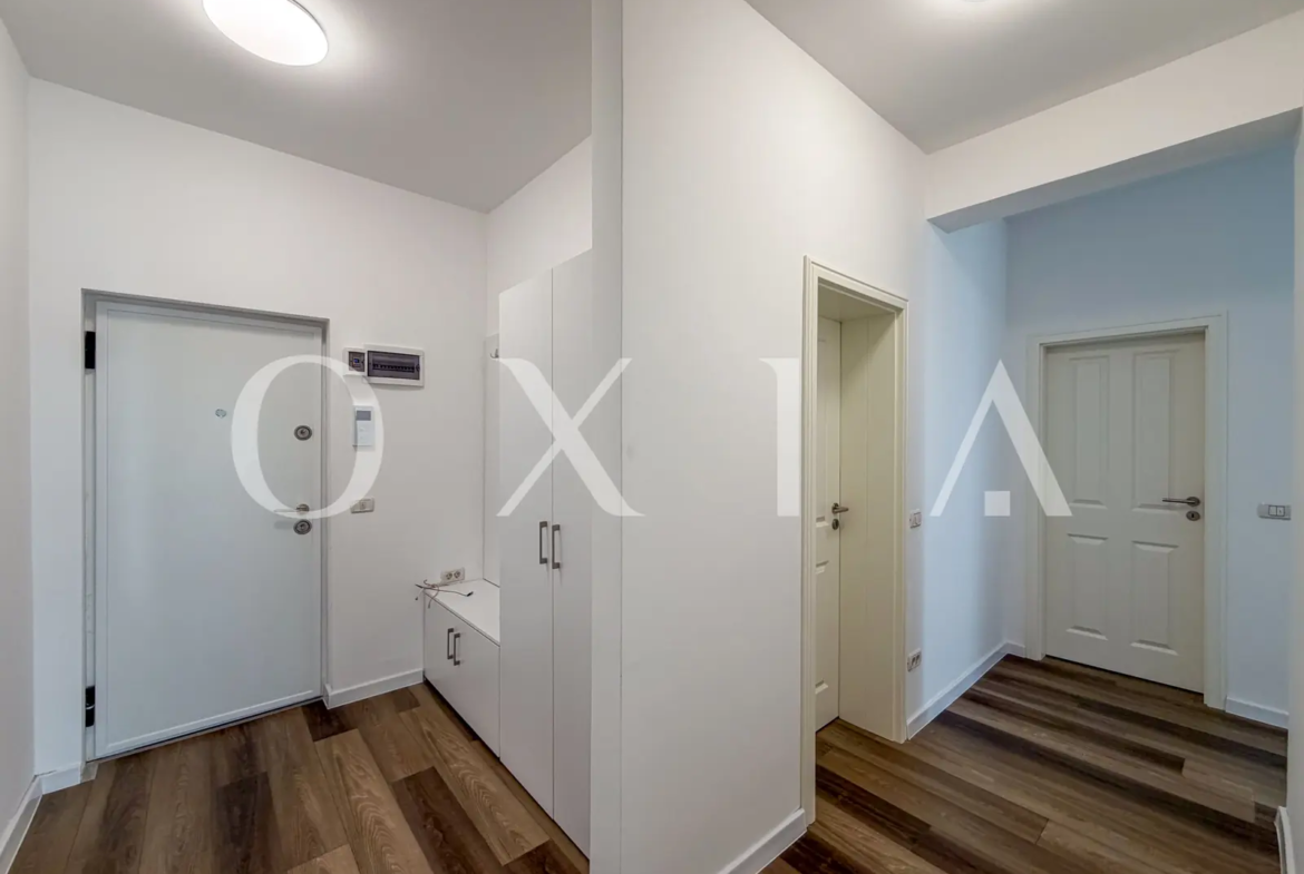 Giroc (str Neptun), Mobilat-Utilat, Parcare Proprie