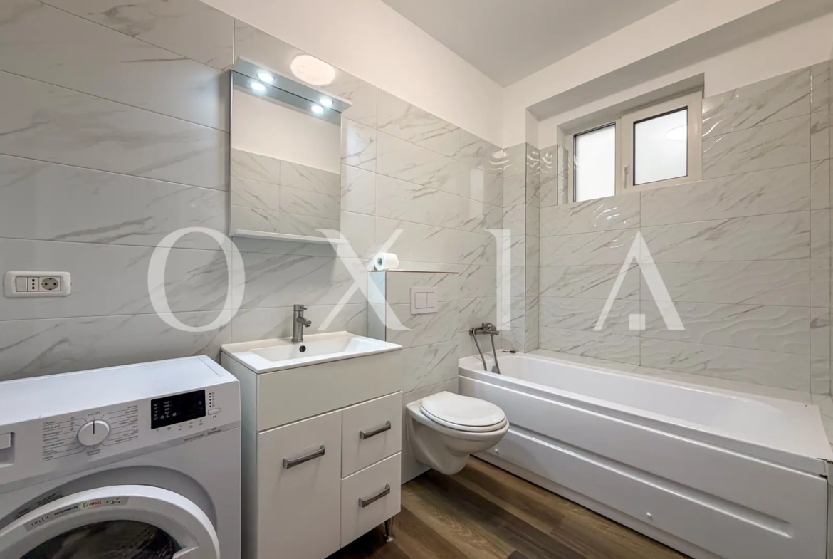 Giroc (str Neptun), Mobilat-Utilat, Parcare Proprie