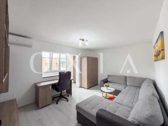Iulius Mall, Decomandat, Renovat