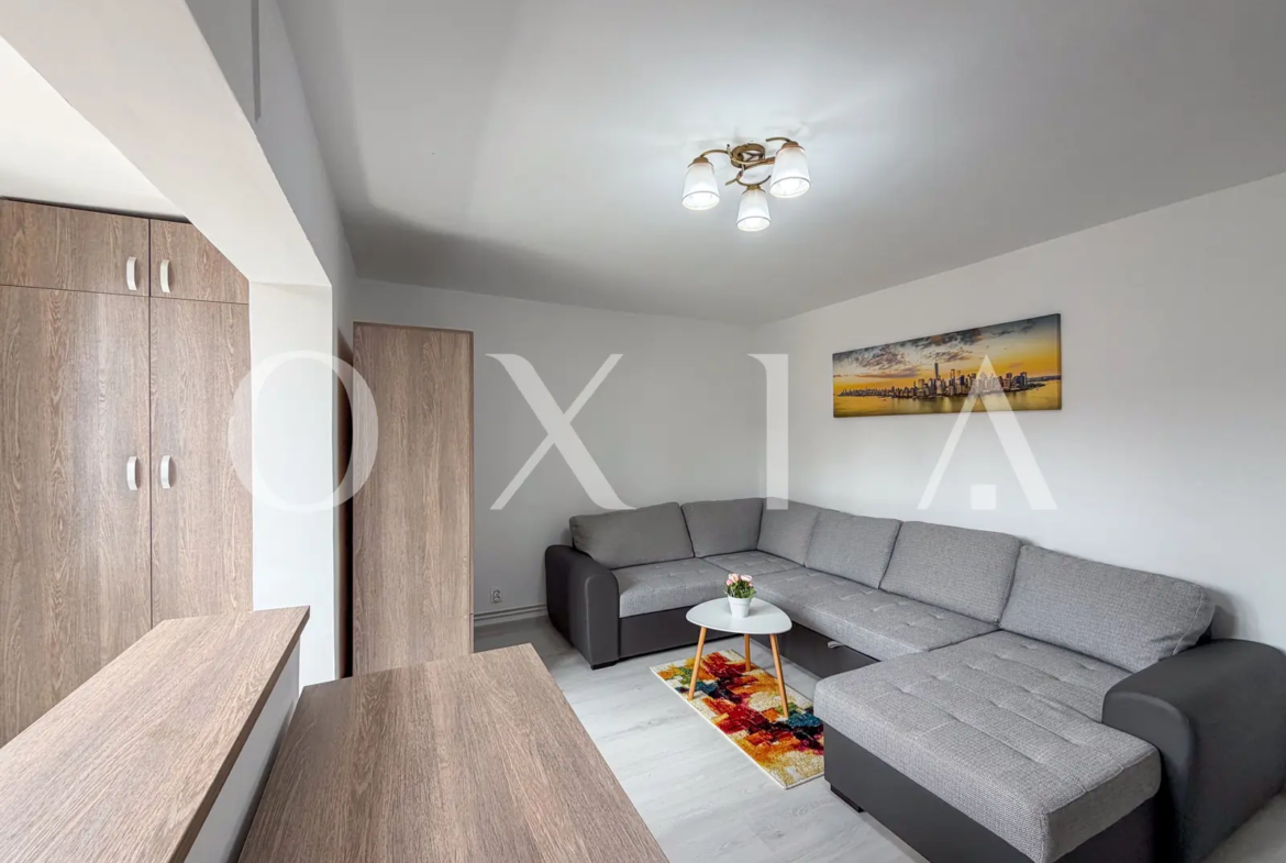 Iulius Mall, Decomandat, Renovat