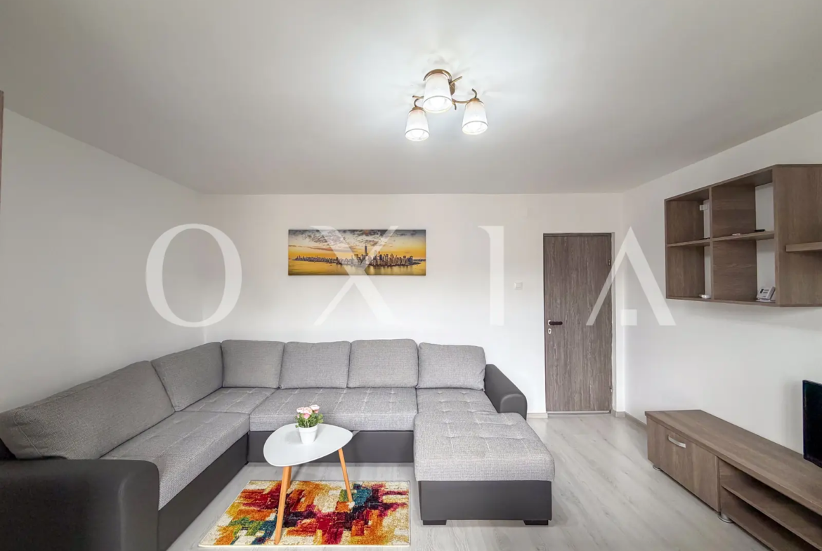 Iulius Mall, Decomandat, Renovat