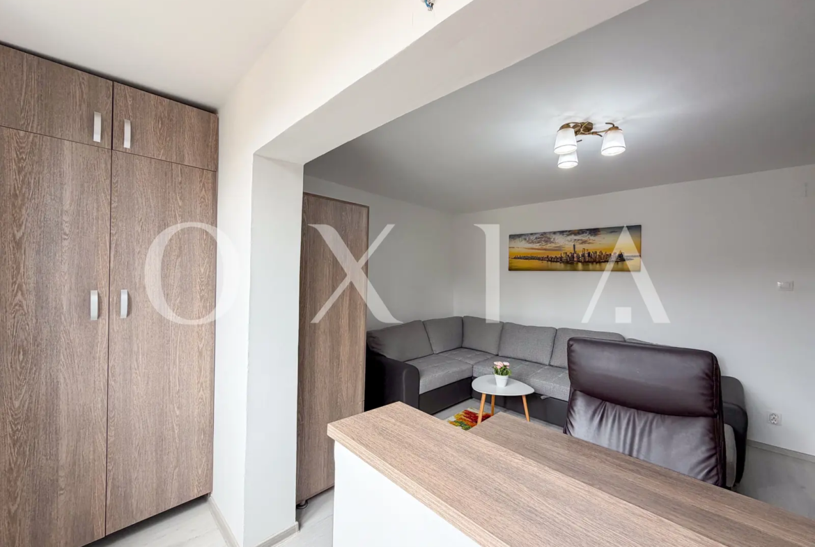 Iulius Mall, Decomandat, Renovat