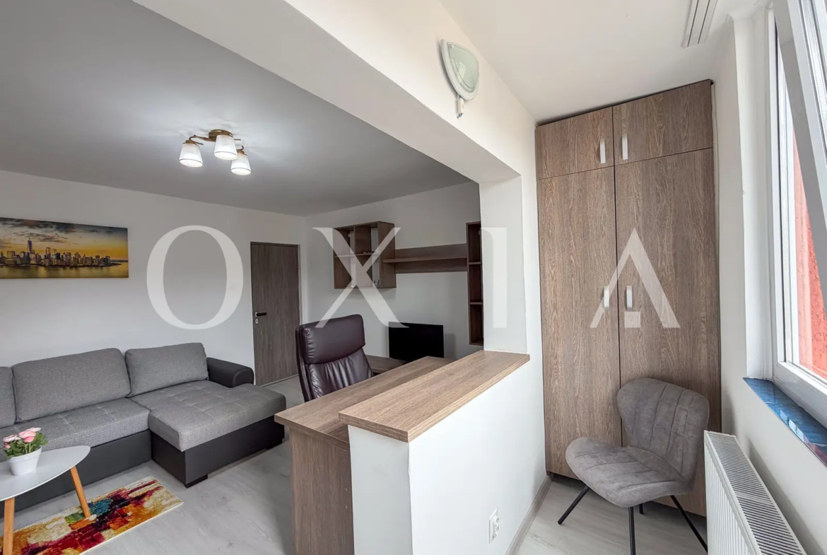 Iulius Mall, Decomandat, Renovat