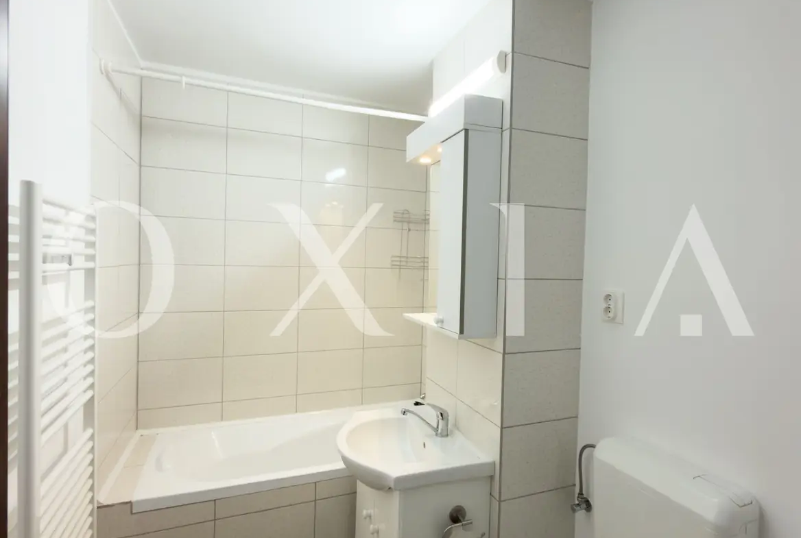 Iulius Mall, Decomandat, Renovat
