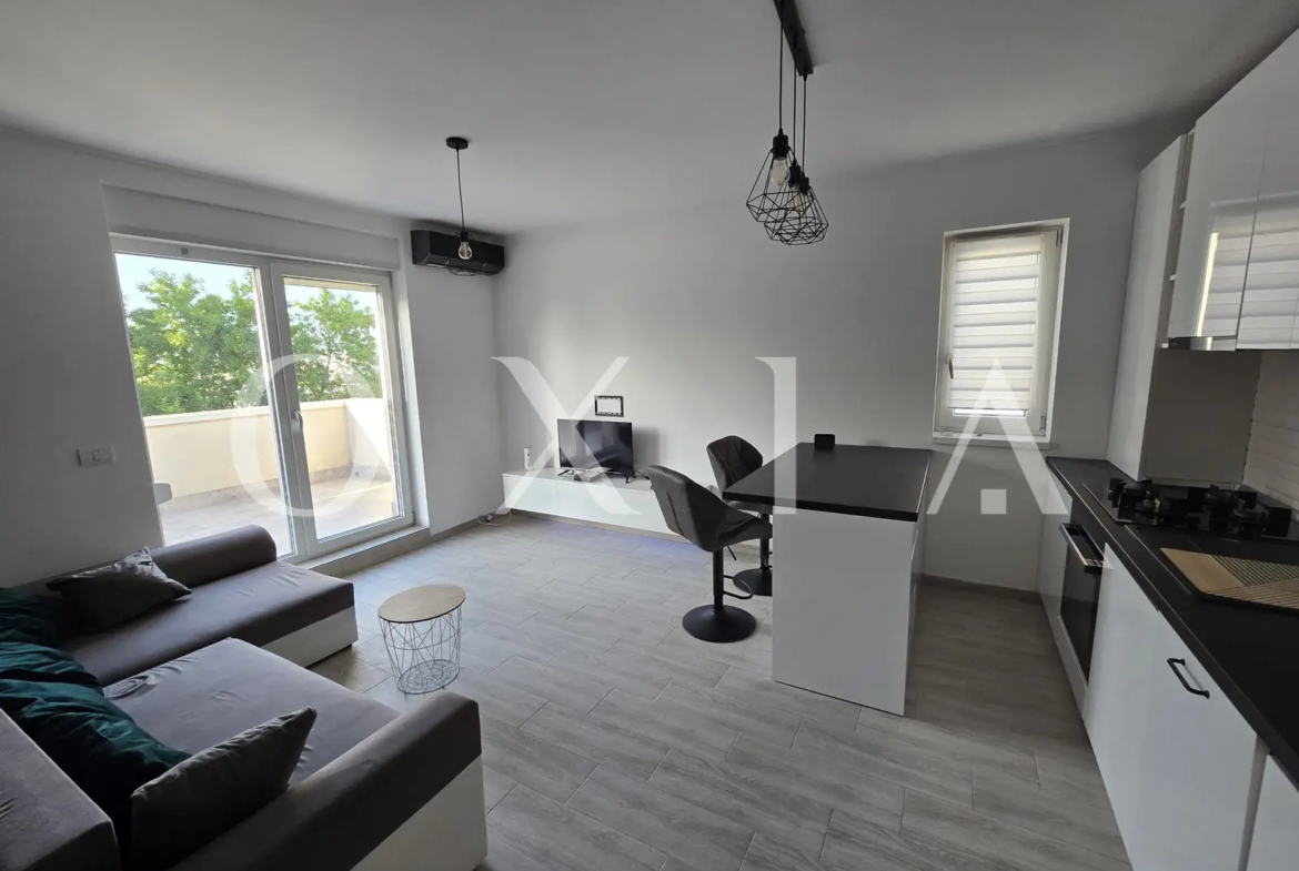2 Camere – Aleea cu Plopi, Disponibi Imediat