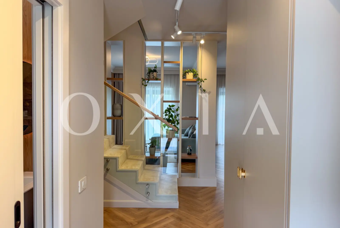 Eleganta contemporana, garaj incalzit si confort fara compromisuri