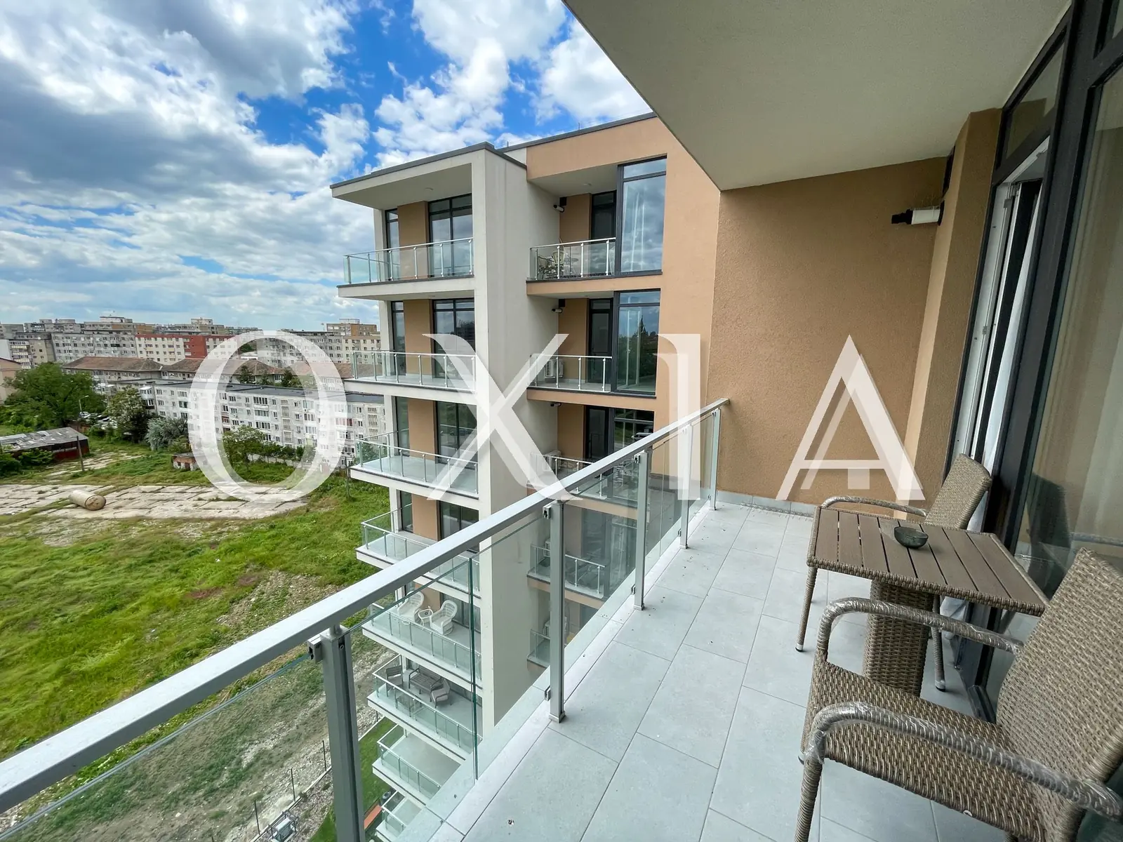 Iulius Town, Parcare Subterana, Mobilat&Utilat