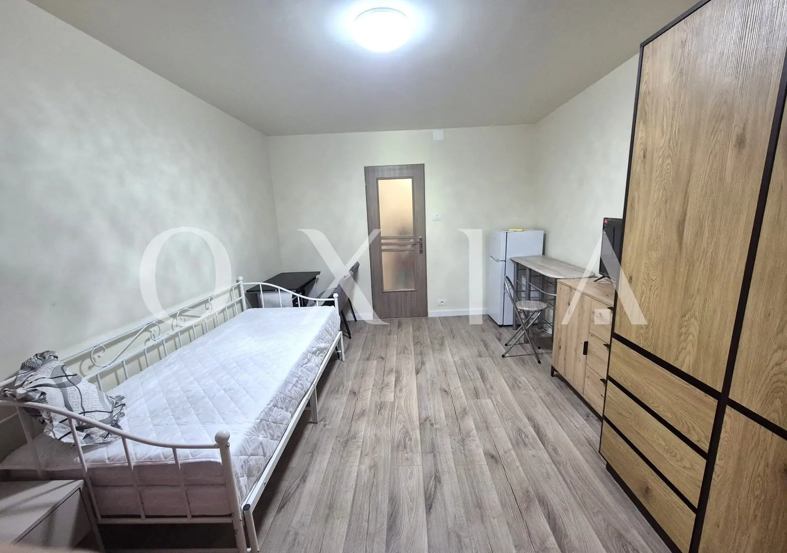 Lipovei, Prima Inchiriere, Renovat, Etaj Intermediar