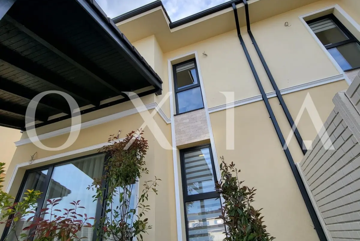 Mosnita Veche – Duplex – Disponibil Imediat