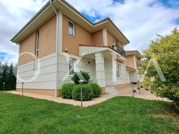 Dumbravita, Zona Cora, Disponibila din 10 august