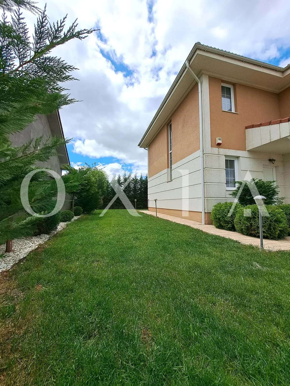 Dumbravita, Zona Cora, Disponibila din 10 august