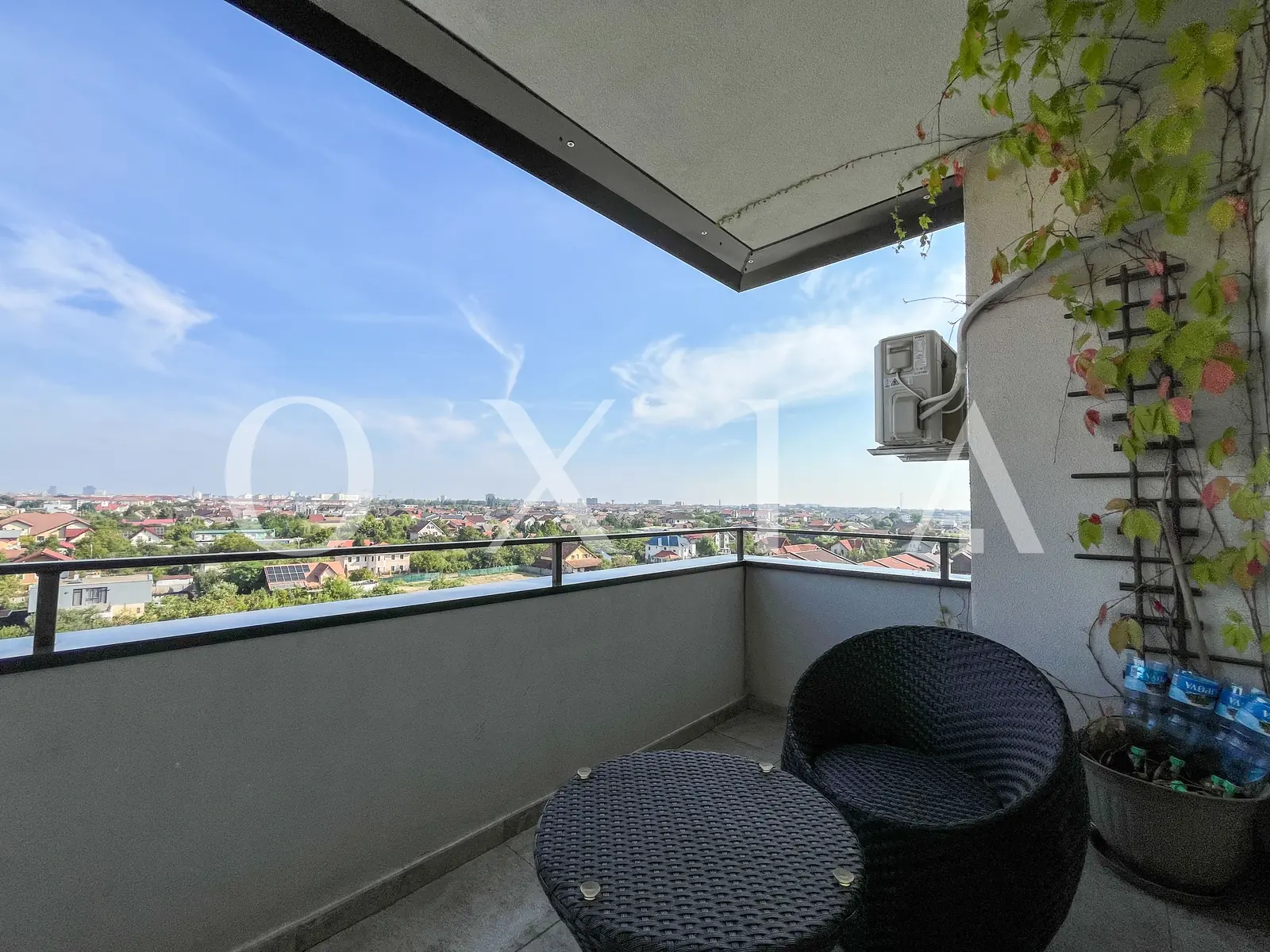 Girocului (ESO), Etaj Intermediar, Disponibil