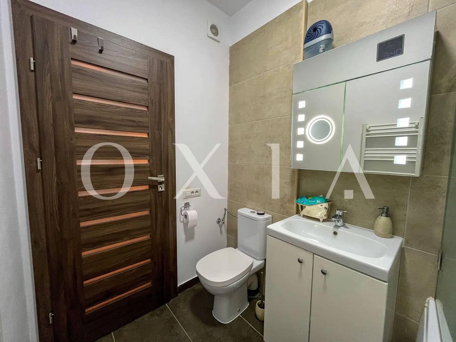 Girocului (ESO), Etaj Intermediar, Disponibil