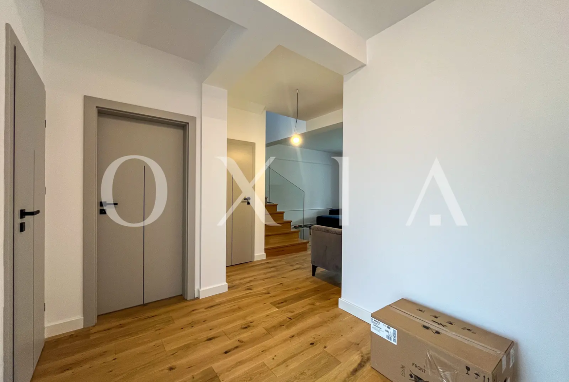 Mosnita Noua (Europa) – Duplex – Disponibil Imediat