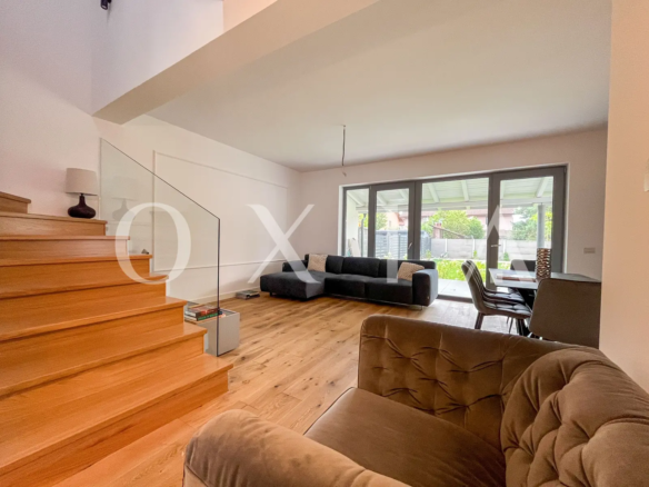 Mosnita Noua (Europa) – Duplex – Disponibil Imediat