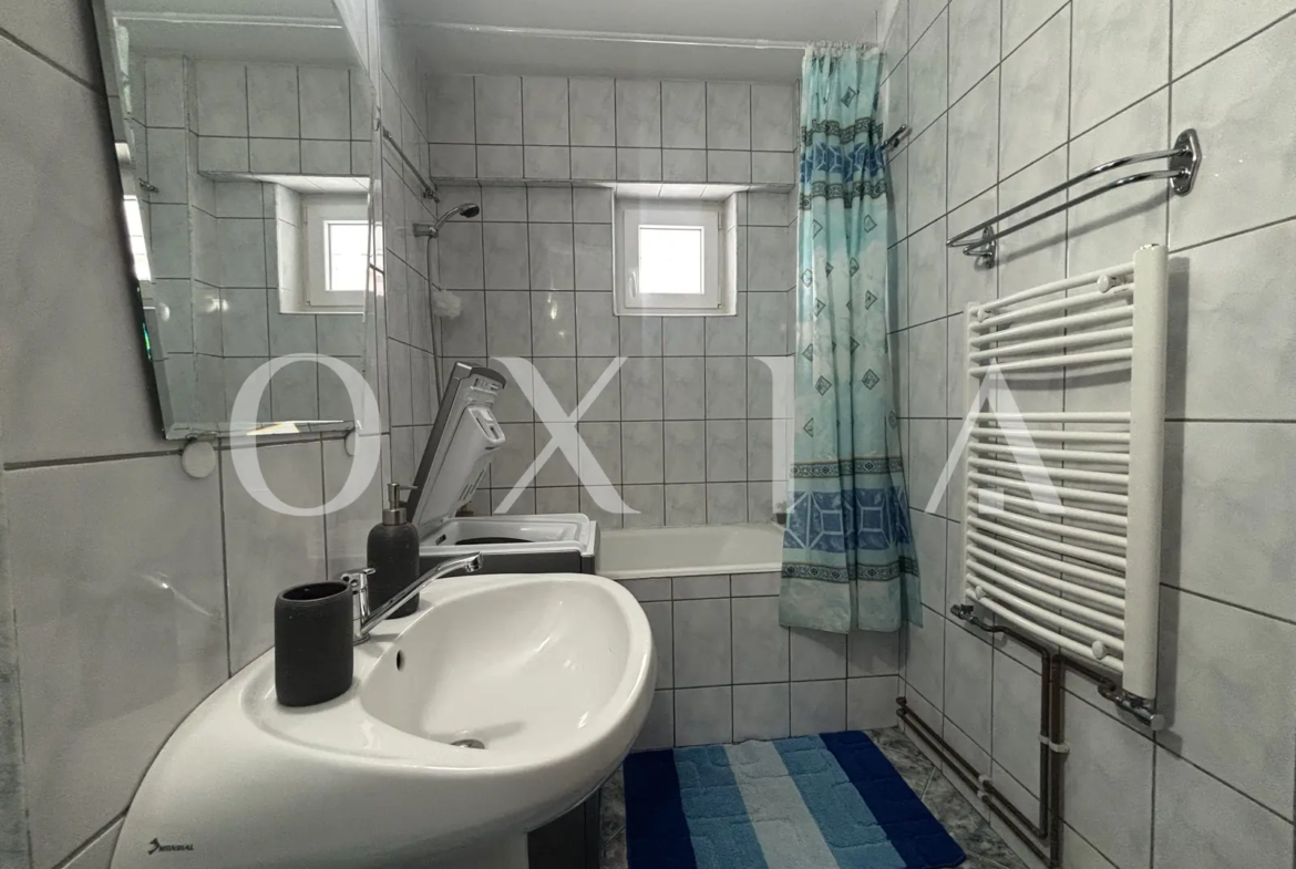 Aradului – Etaj Intermediar – Centrala Proprie