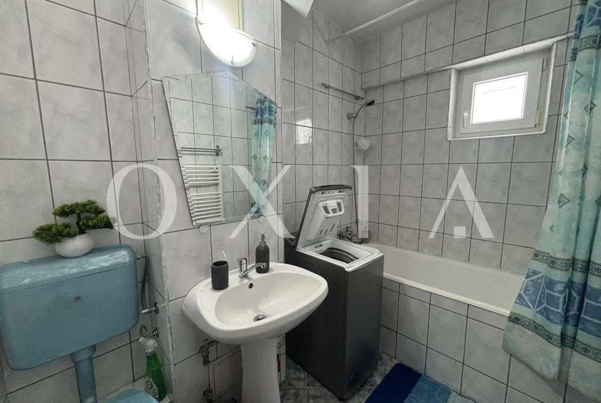 Aradului – Etaj Intermediar – Centrala Proprie