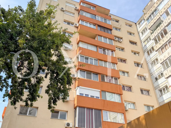 Dacia, Decomandat, Centrala Proprie