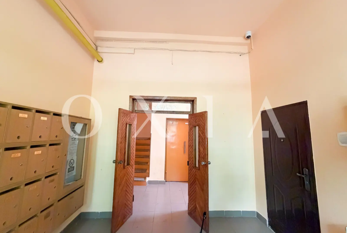 Dacia, Decomandat, Centrala Proprie