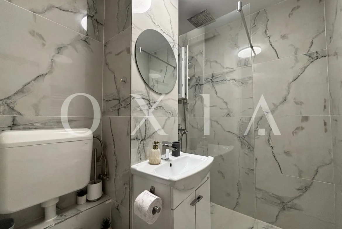 Gheorghe Lazar – 2 Camere – Etaj Intermediar