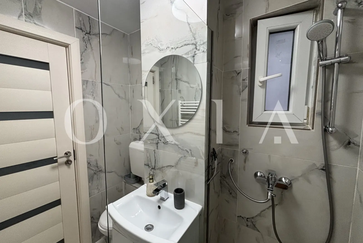 Gheorghe Lazar – 2 Camere – Etaj Intermediar
