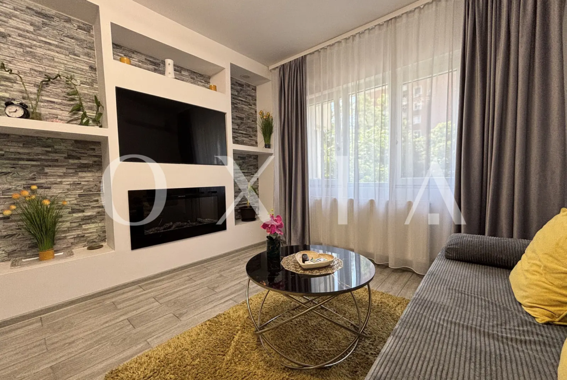 Gheorghe Lazar – 2 Camere – Etaj Intermediar