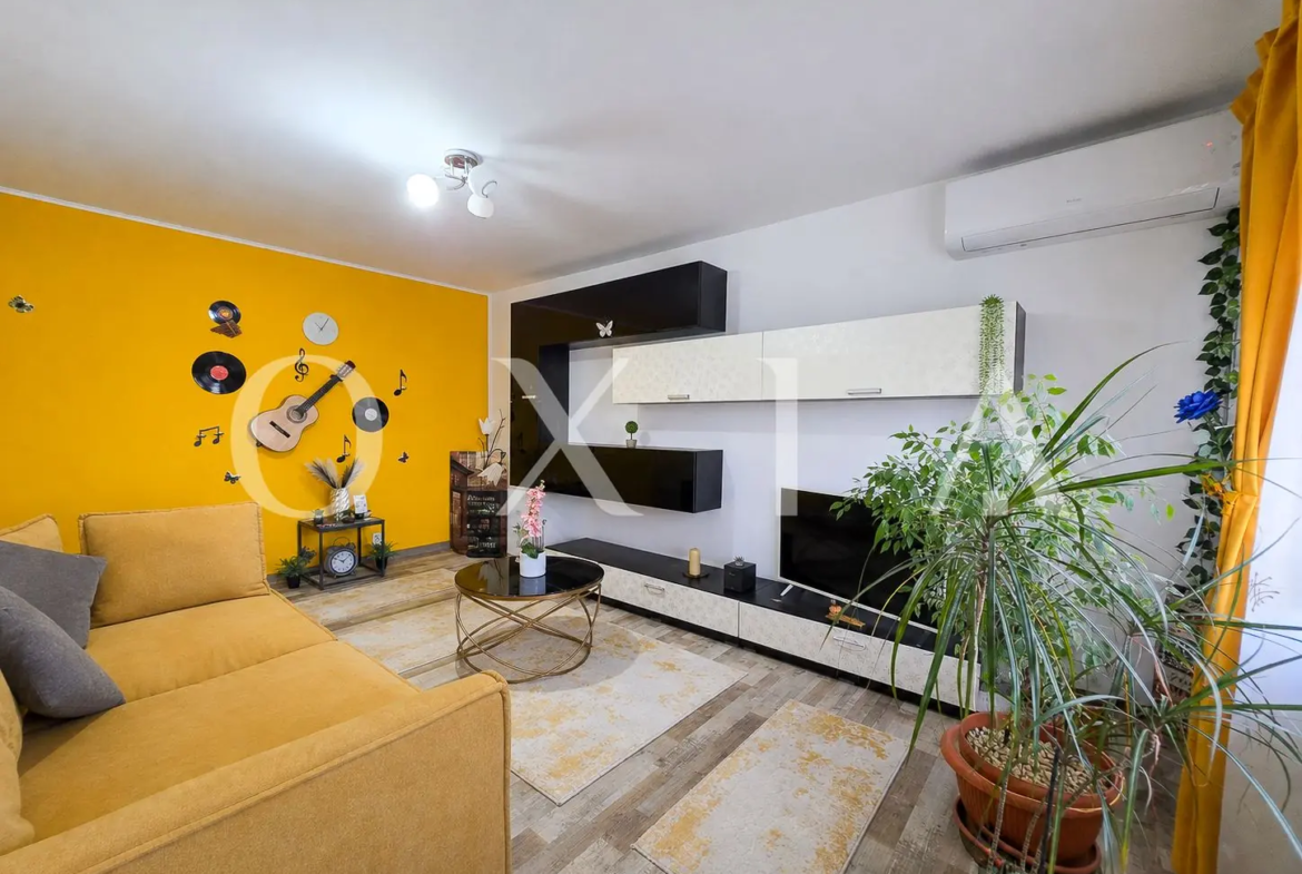 Girocului, Etaj Intermediar, Renovat Complet