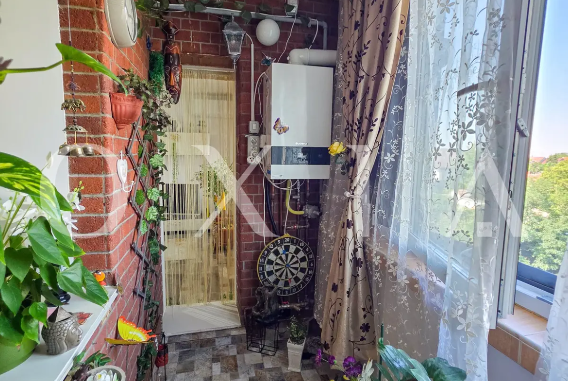 Girocului, Etaj Intermediar, Renovat Complet