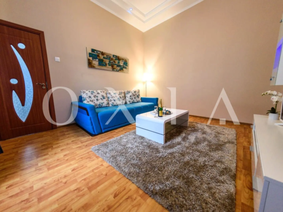 Piata Unirii, Renovat Complet, Cladire Reabilitata