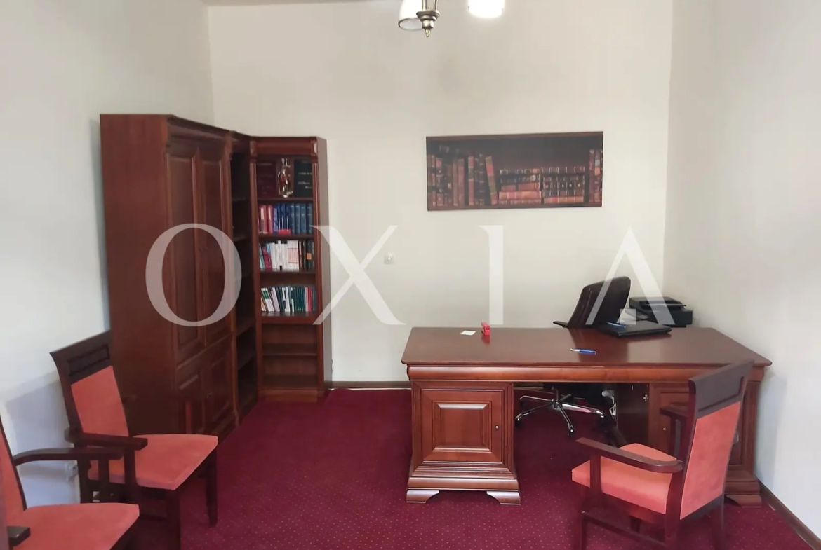 Piata Unirii, Renovat Complet, Cladire Reabilitata