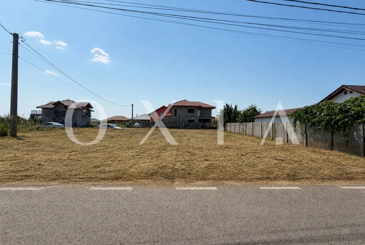 Sag, 630 mp, posibilitate duplex, strada asfaltata
