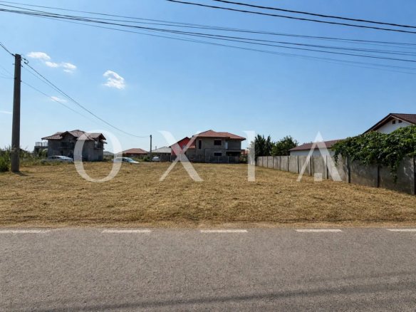 Sag, 630 mp, posibilitate duplex, strada asfaltata