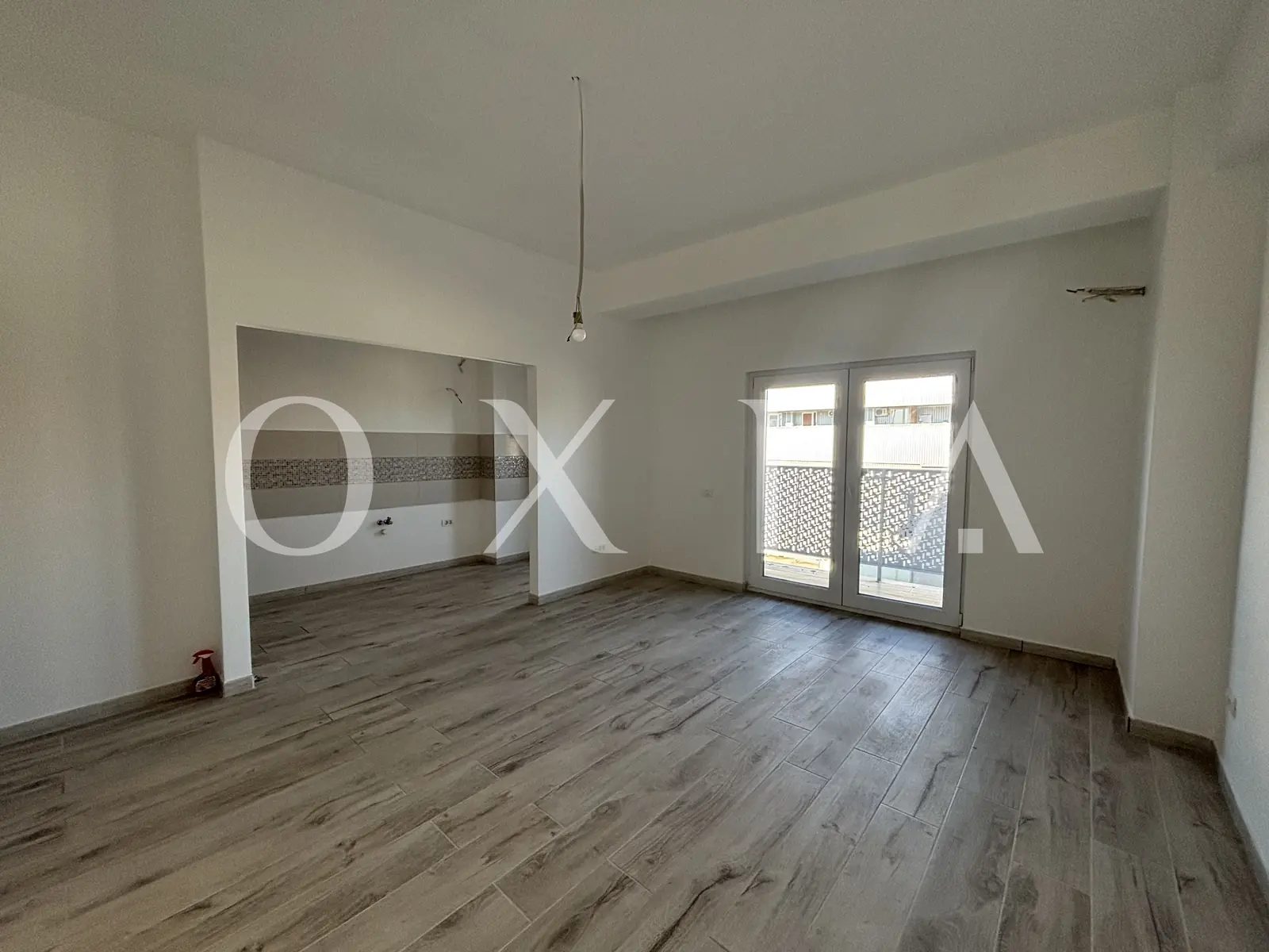 Soarelui (Sud Plaza) – Etaj Interemdiar – Disponibil Imediat